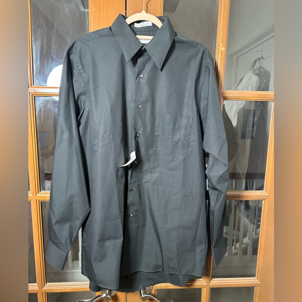 Van Heusen Classic Black Dress Shirt